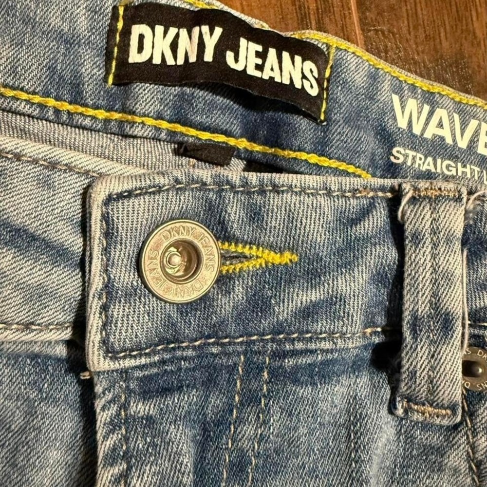 Y2K DKNY Jeans Light Wash Straight Leg Denim Womens 29 Vintage Retro - Picture 4 of 7